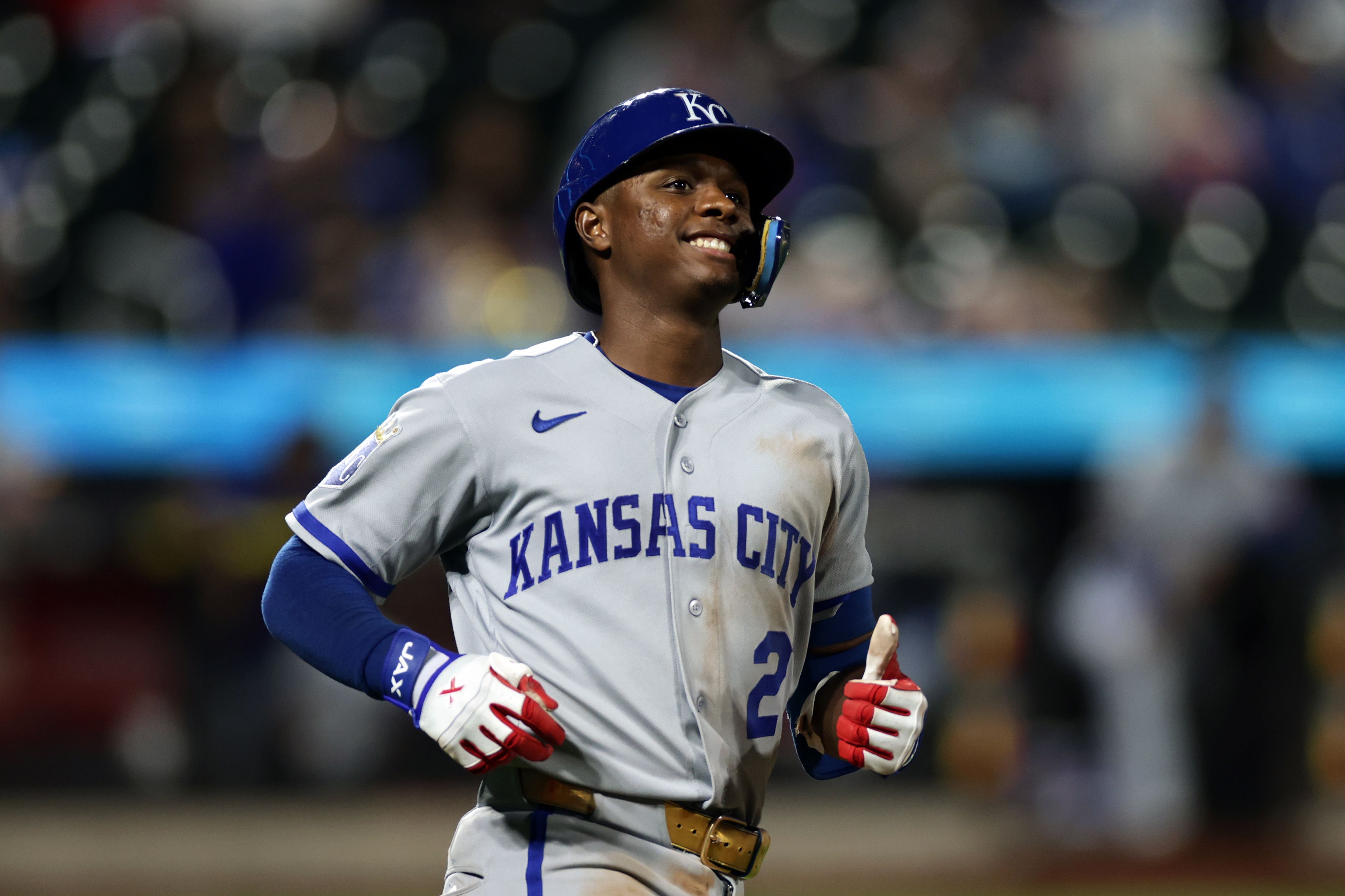 Tyler Tolbert Sets MLB Record with 12 Consecutive Hits as Royals Beat Mets (2026)