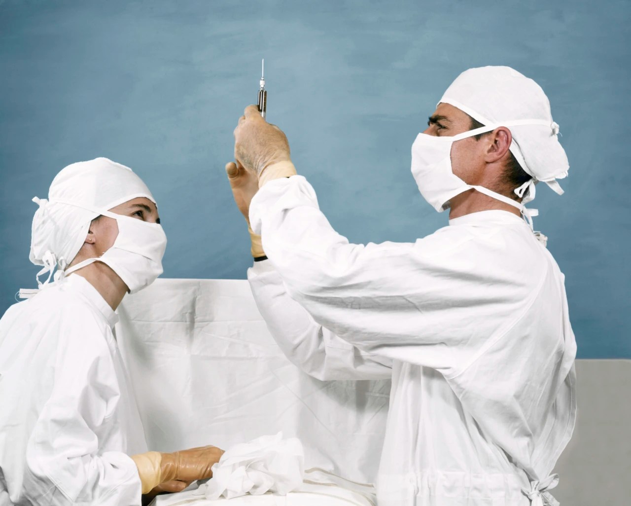 Trump Fda Sets Stricter Covid Vaccine Approval Guidelines Wsj