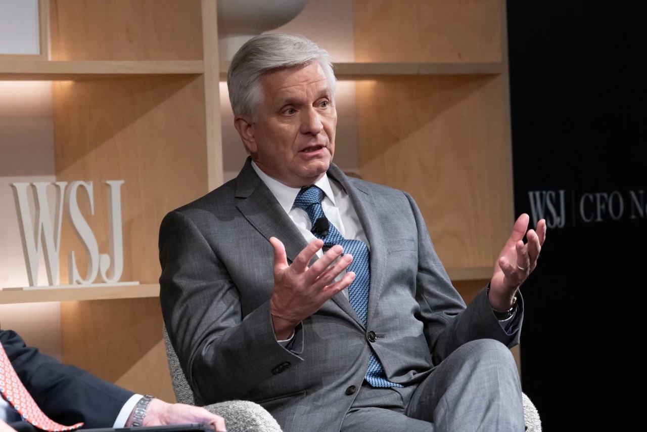 Exclusive Trump S Team Expands Search For Fed Chair Adding New Names