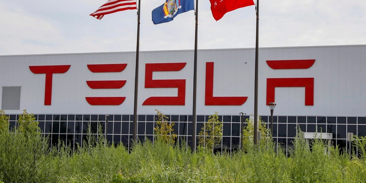 Panasonic To End Tesla Partnership That Makes Solar Panels In Buffalo Wsj