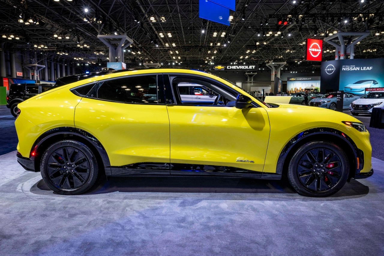 Ford Earnings Automaker Paid 800 Million Tariff Hit In Q2 Wsj