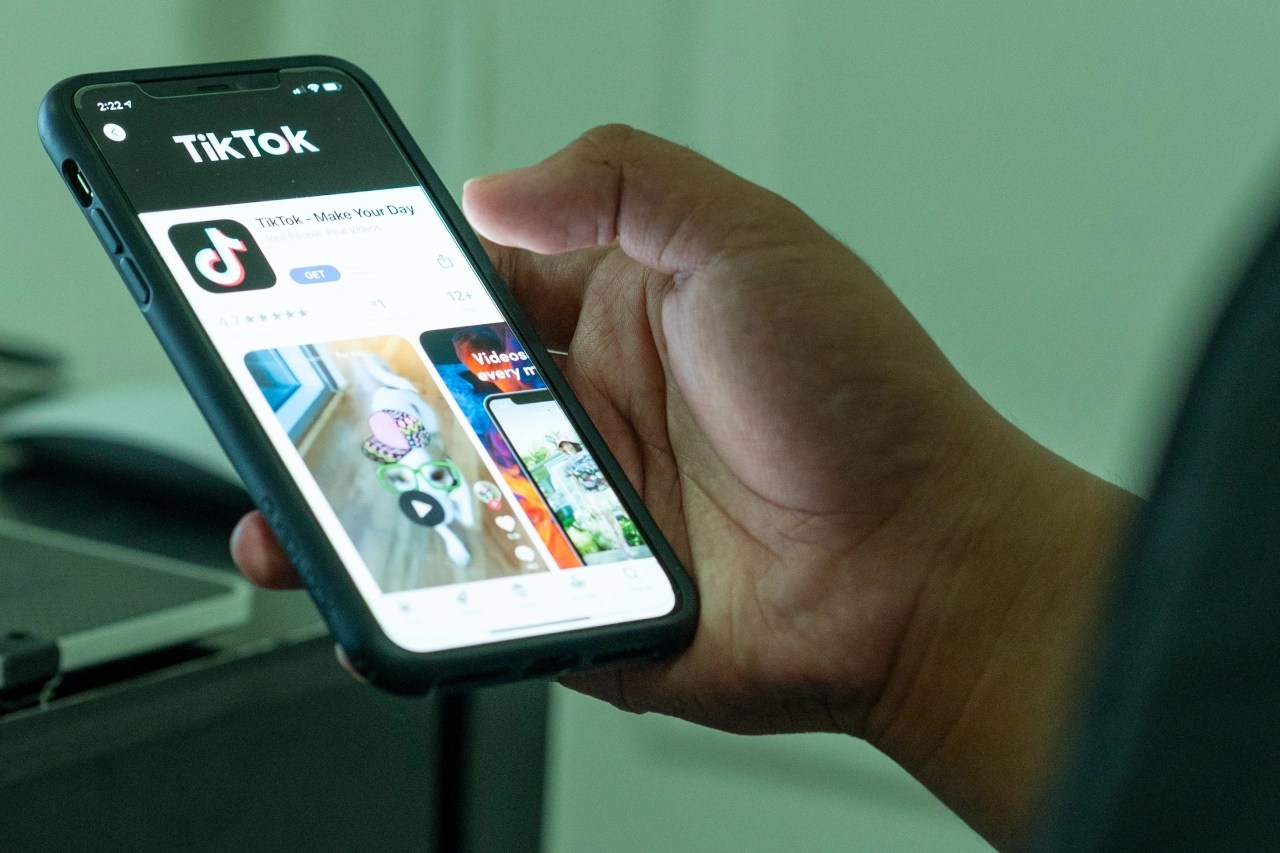 Microsoft is set to purchase tiktok's operations from bytedance — but only in the united states, canada, australia, and new zealand. Microsoft And Bytedance Put Tiktok Talks On Hold After Trump Signals Opposition Wsj
