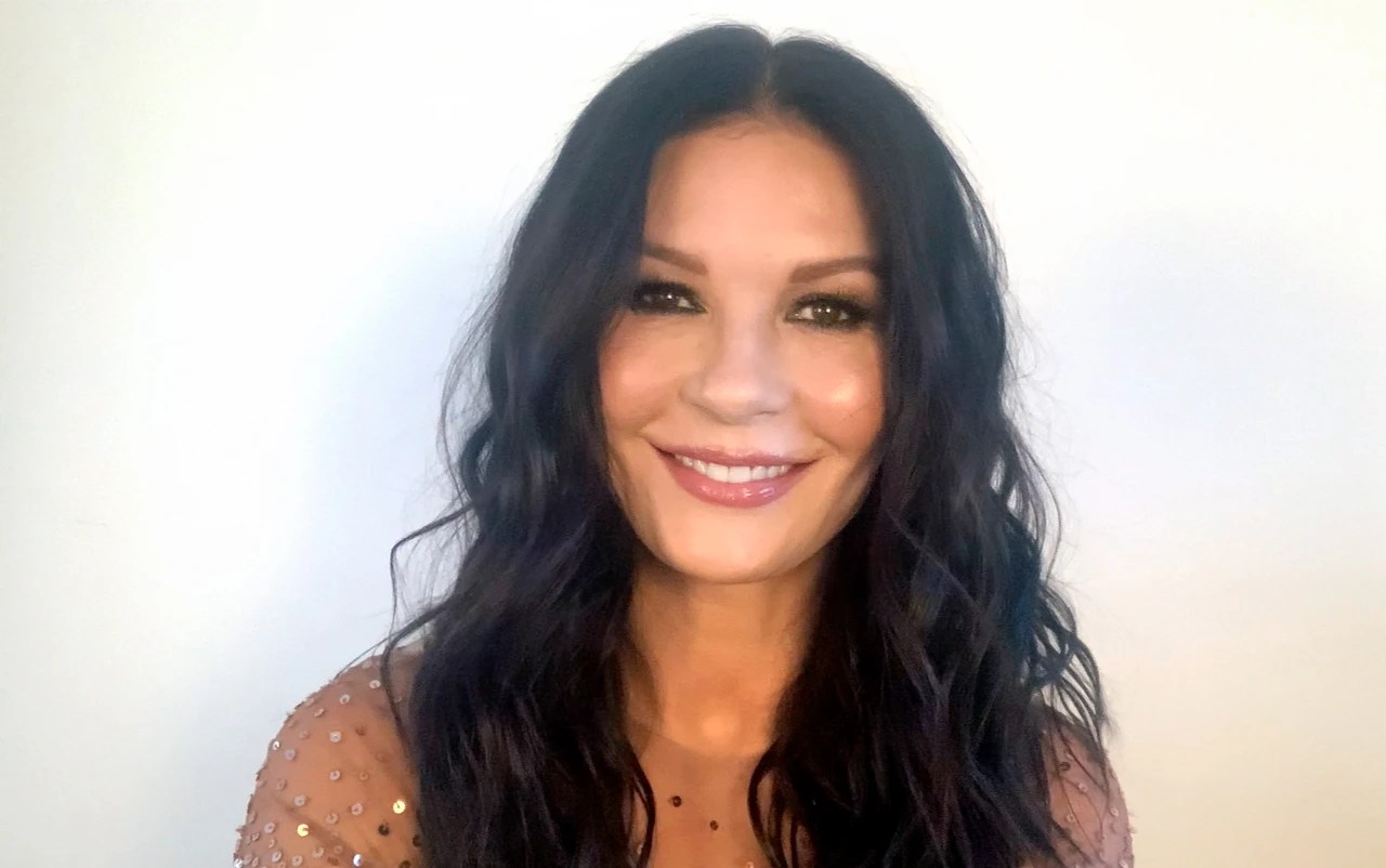 July 20, 2020 | 4:02pm. Catherine Zeta Jones S Dream Is To Eat Nothing But Desserts For The Rest Of Her Life Wsj