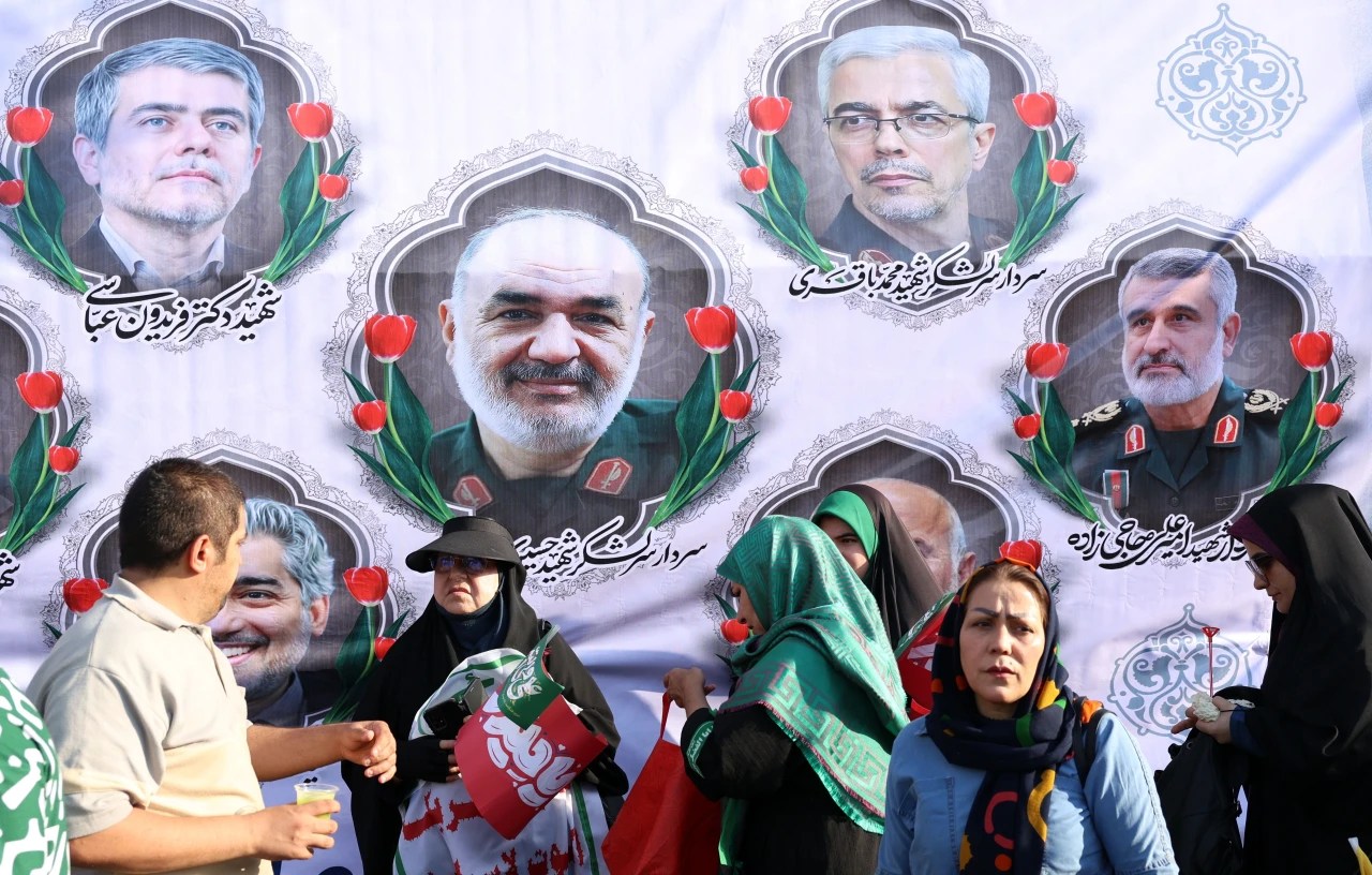 Iran Test Fires New Missile Wsj