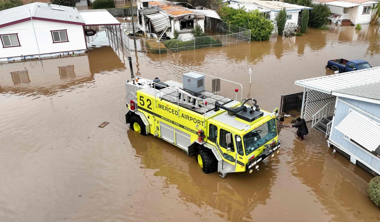 California Storm Updates Death Toll Rises To 16 Governor Says Wsj