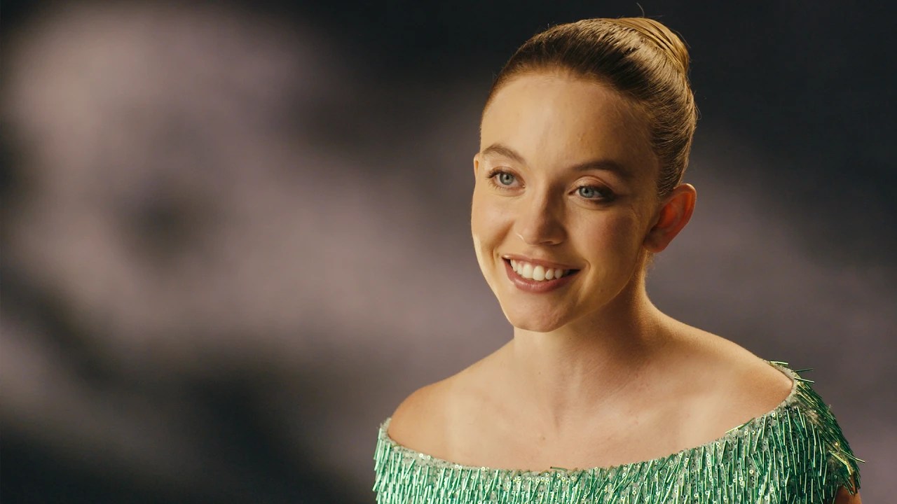Sydney Sweeney On Euphoria The Handmaid S Tale Christy Martin And