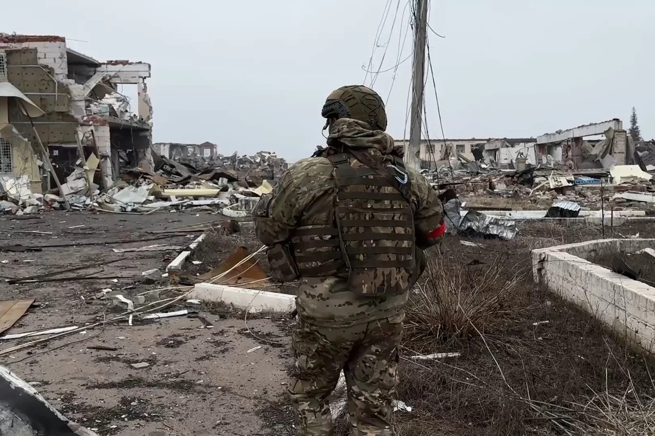 Russia Overpowers Bold Ukrainian Military Venture In Kursk
