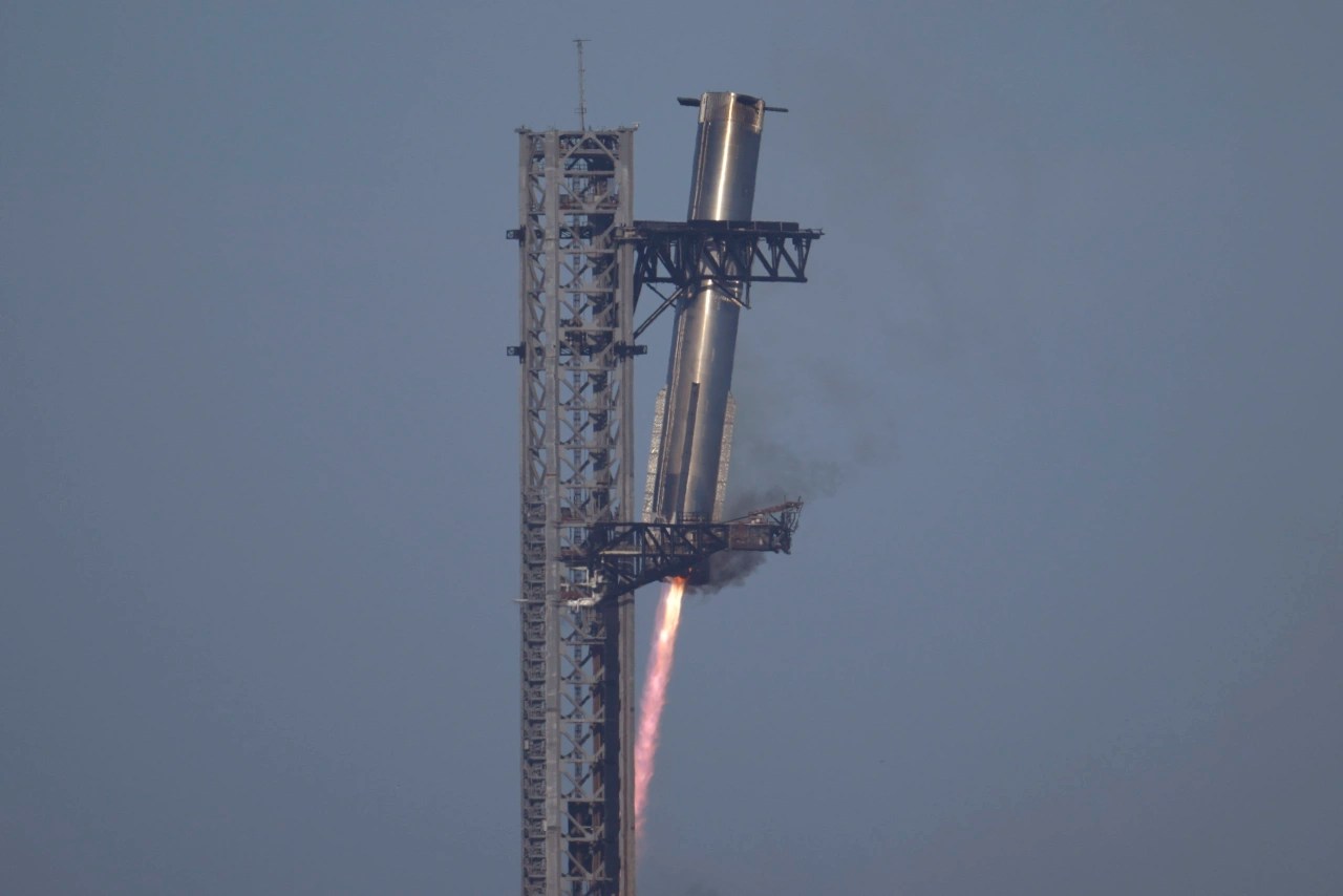 A Rare Look Into The Finances Of Elon Musk S Secretive Spacex Wsj