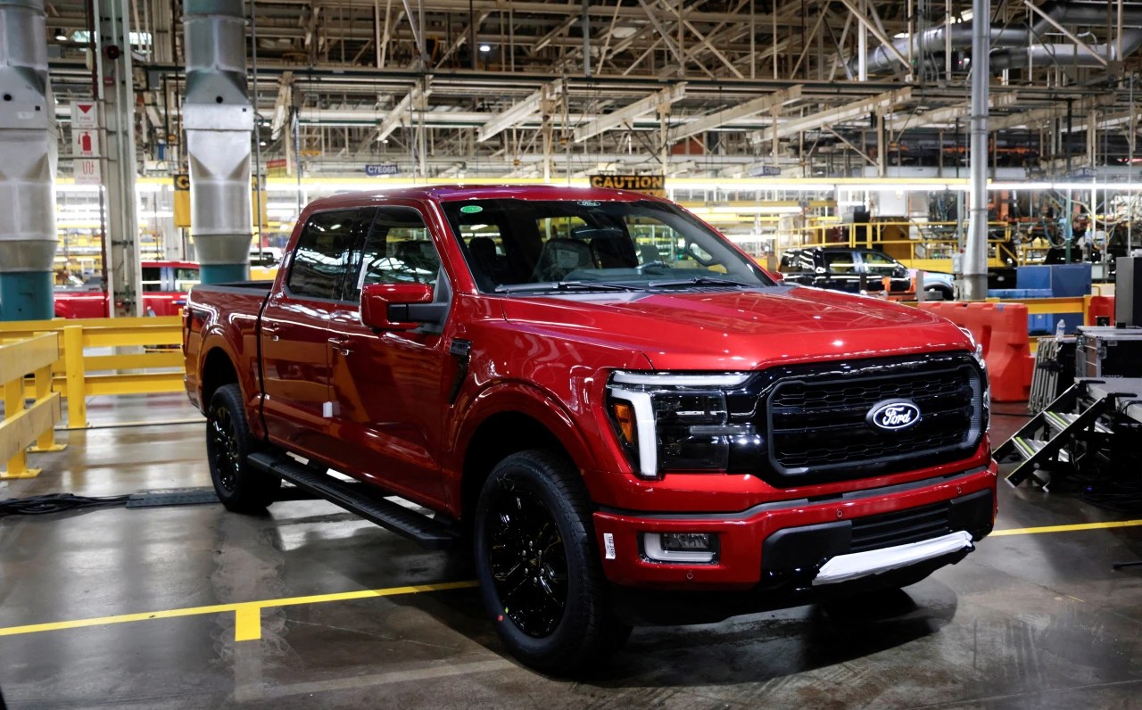 Ford Earnings Automaker Paid 800 Million Tariff Hit In Q2 Wsj