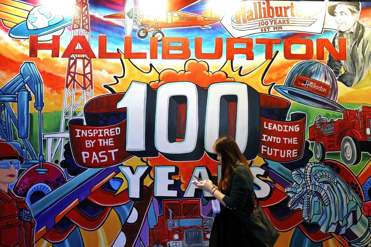 Halliburton Beats Profit Target But North American Business Slows Wsj