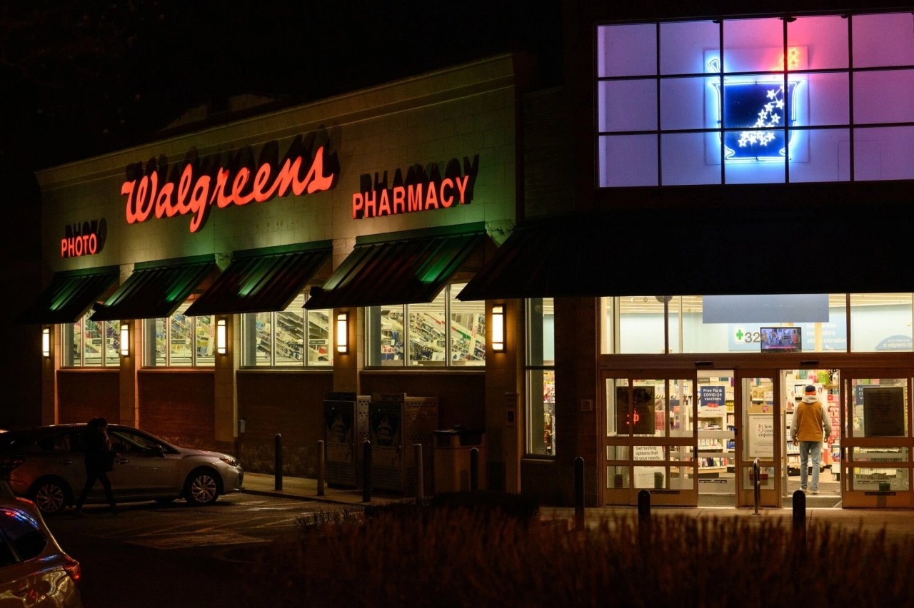 From Click to Print: Walgreens Photo & Coupon Secrets Near You
