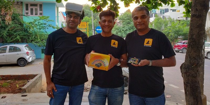 Vr Devotee Witness The Dharshan Of - Perfect Vintage Photo - Desktop