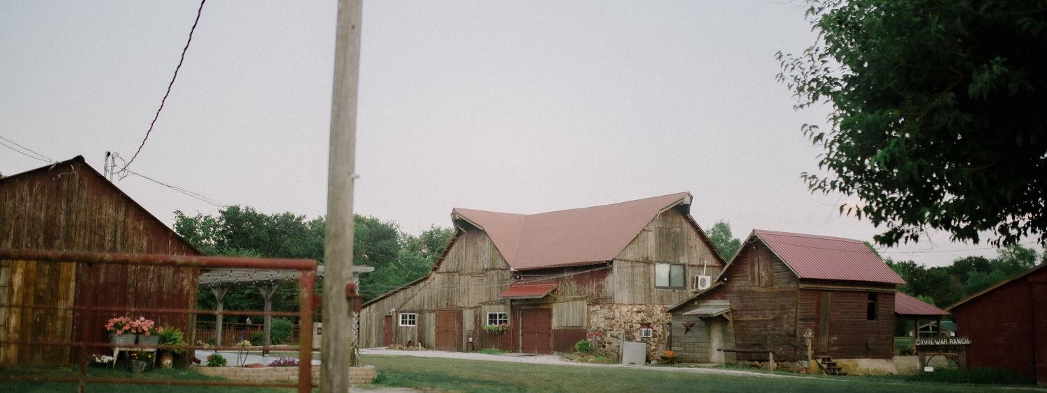 The best 10 wedding venues in carthage, mo