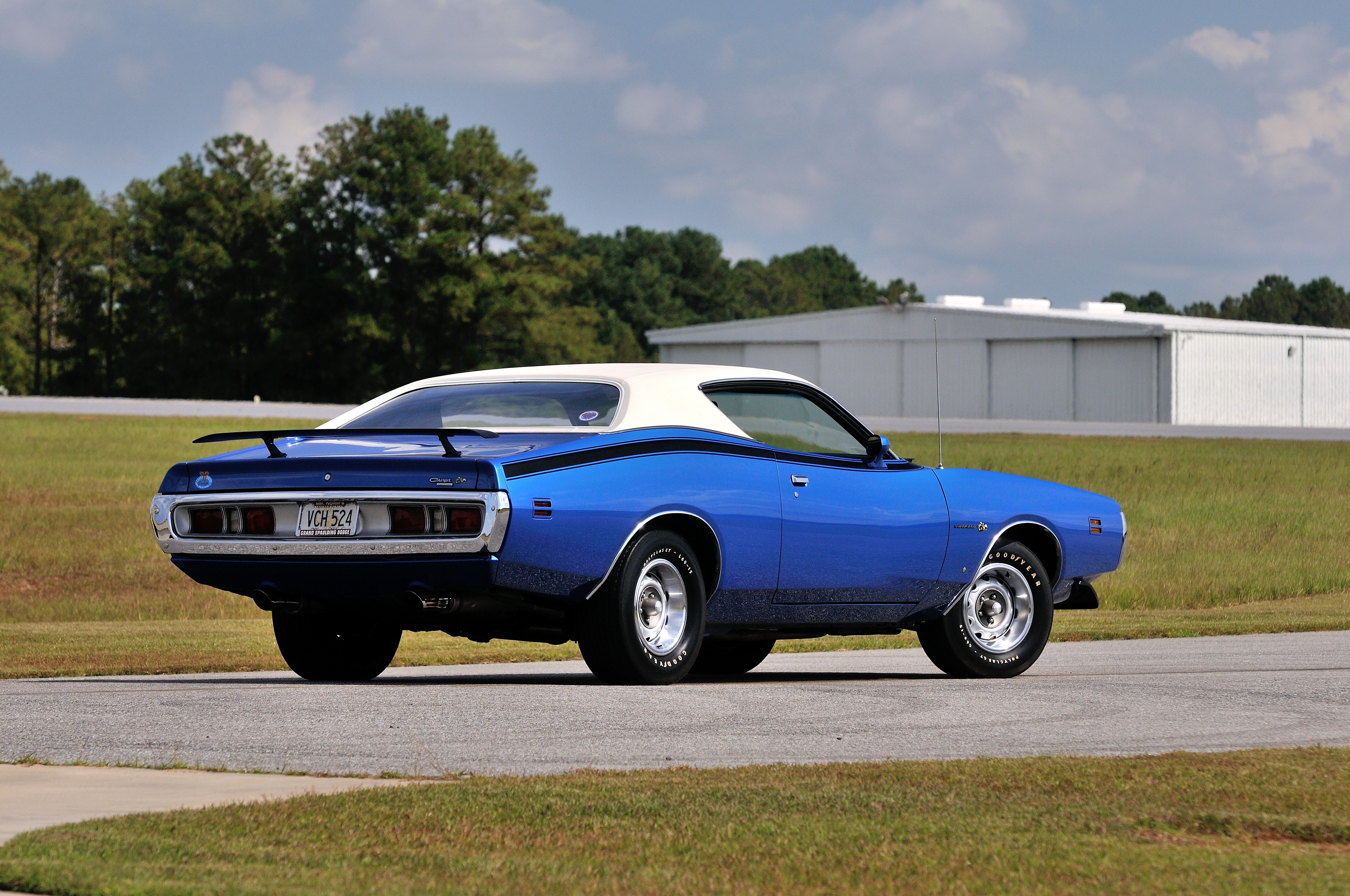 1971 Dodge Charger 500 Super Bee Hemi 4k Ultra Hd Wallpaper Background Image 4096x2720