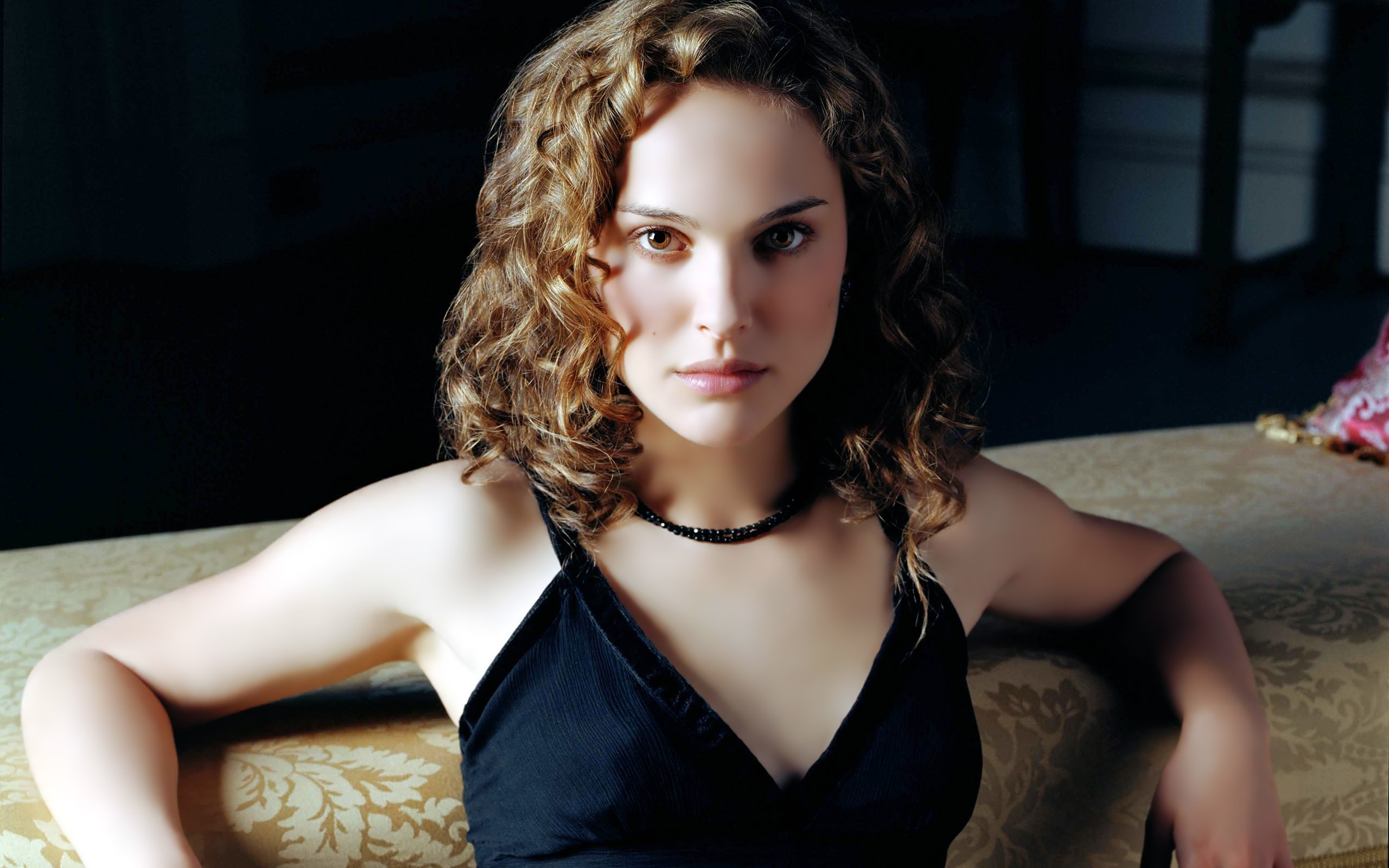 natalie portman full hd wallpaper and background on natalie portman wallpapers