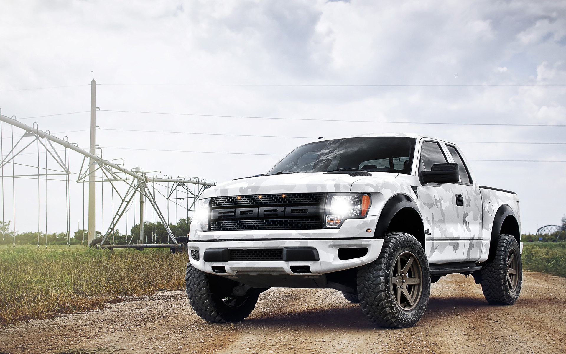 Ford Raptor Fondo De Pantalla Hd Fondo De Escritorio 1920x1200 Id 355388 Wallpaper Abyss
