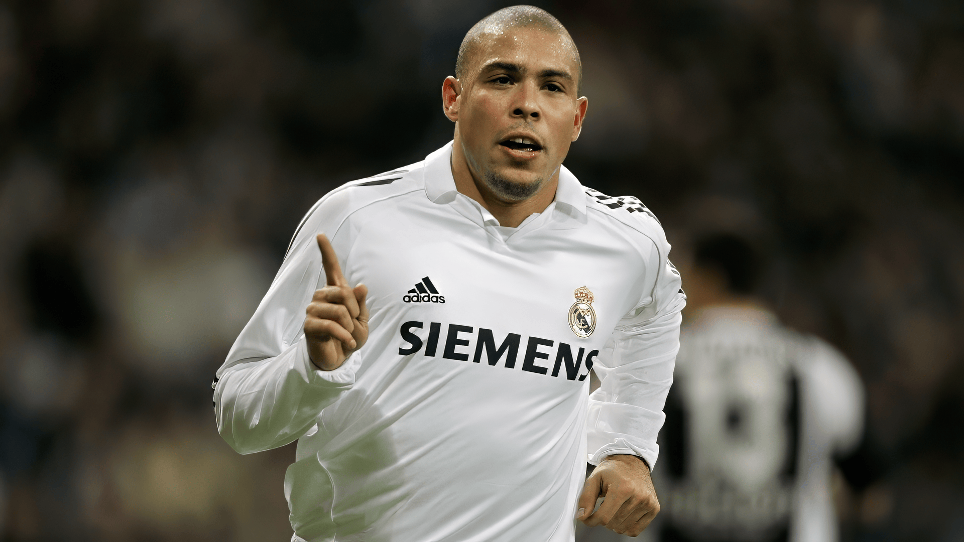 4k ronaldo nazario