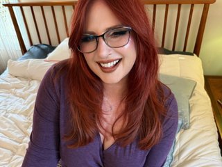 AmberSpanks Live Webcam on Streamate