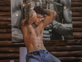 Aron_ford Live Webcam on Streamate