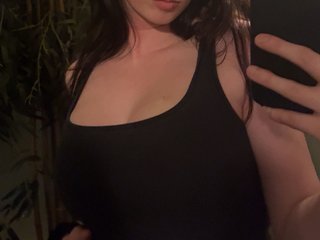 Avallanchee Live Webcam on Streamate