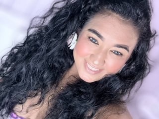 BETTY_BOOGB Live Webcam on Streamate