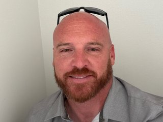 Baldguy40 Live Webcam on Streamate