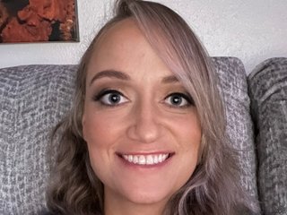 Bigblueeyes87 Live Webcam on Streamate