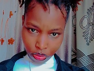 Busty_teatea Live Webcam on Streamate