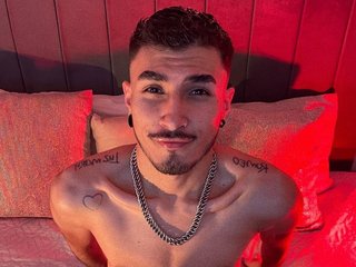 Carter_richard Live Webcam on Streamate
