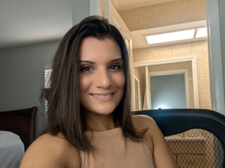 CrimsonVictoria Live Webcam on Streamate