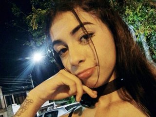 Danielalopezz Live Webcam on Streamate