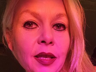 DelightfulDH Live Webcam on Streamate