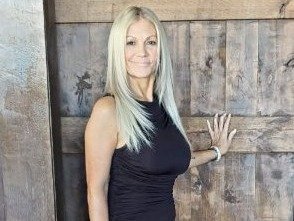 Delilah112 Live Webcam on Streamate
