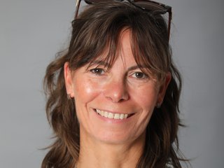 Dixie_Milf Live Webcam on Streamate