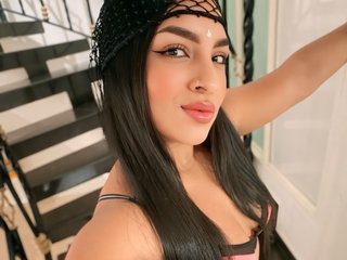 EstrellaGarcia Live Webcam on Streamate
