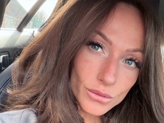 Harper_Hearts Live Webcam on Streamate