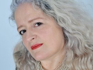 HelenStarUK Live Webcam on Streamate