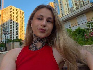 HotBlondy00 Live Webcam on Streamate