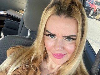 Hot_Milf_Nicole Live Webcam on Streamate
