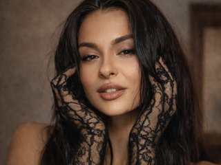 IvyGloww Live Webcam on Streamate