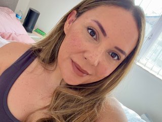 LOVEMIAX Live Webcam on Streamate
