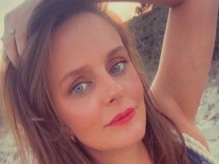 Louisa35 Live Webcam on Streamate