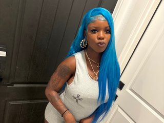 Loviefineass Live Webcam on Streamate