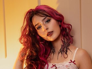 LunaAsh Live Webcam on Streamate