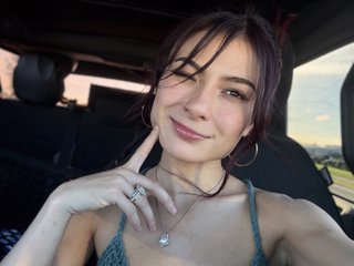 Mae_Rainz Live Webcam on Streamate