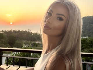 MarillynnMoon Live Webcam on Streamate