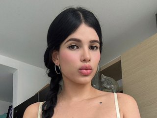 MelanieSantos Live Webcam on Streamate