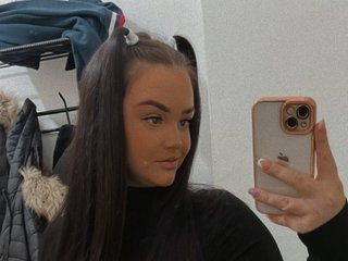MilaFawn Live Webcam on Streamate