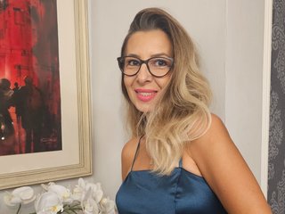 MsSuky Live Webcam on Streamate