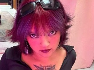 Naomy_Collins Live Webcam on Streamate
